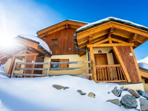 Luxurious chalet near the pistes
